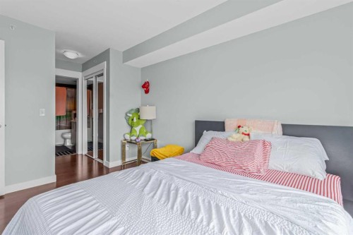 5404-302 Skyview Ranch Drive Ne, Calgary, AB - Indoor Photo Showing Bedroom