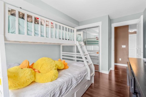 5404-302 Skyview Ranch Drive Ne, Calgary, AB - Indoor Photo Showing Bedroom