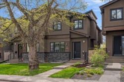 449 28 Avenue NW Calgary, AB T2M 2K7