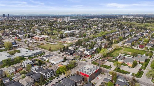 449 28 Avenue Nw, Calgary, AB - Outdoor With View