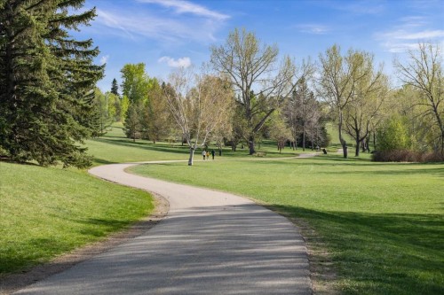 449 28 Avenue Nw, Calgary, AB - Outdoor With View