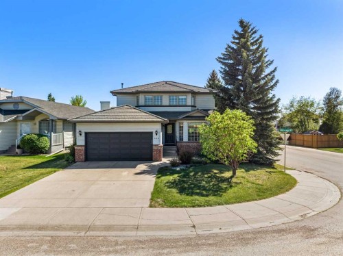 268 Douglas Woods Drive Se, Calgary, AB - Outdoor With Facade