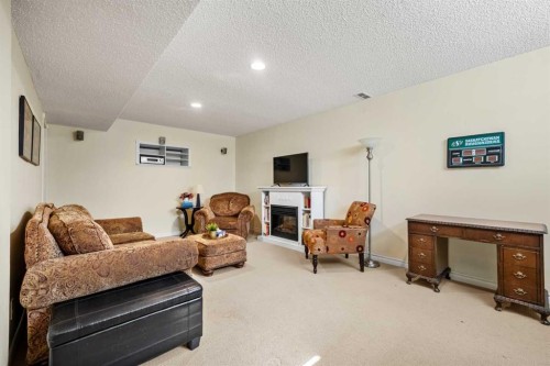 268 Douglas Woods Drive Se, Calgary, AB - Indoor With Fireplace