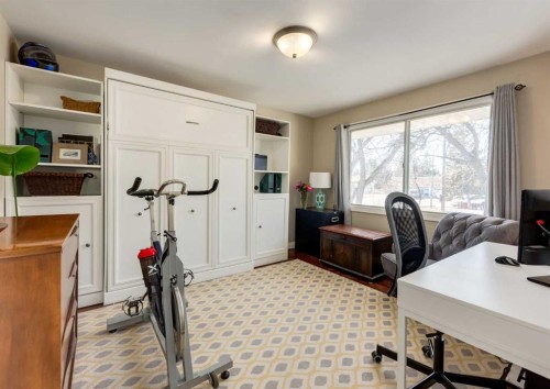 10012 Oakfield Drive Sw, Calgary, AB - Indoor Photo Showing Office