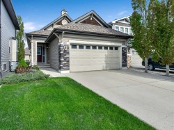 60 Auburn Glen Green SE Calgary, AB T3M 0R2