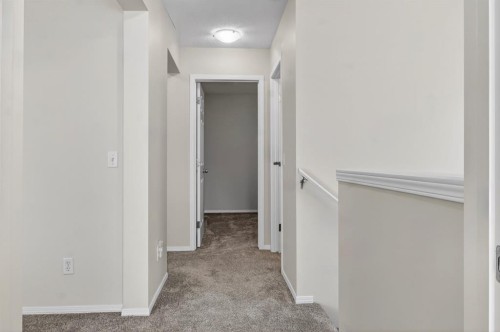 28 Elgin View Se, Calgary, AB - Indoor Photo Showing Other Room
