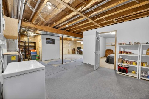 5611 Sunrise Crescent, Olds, AB - Indoor Photo Showing Basement