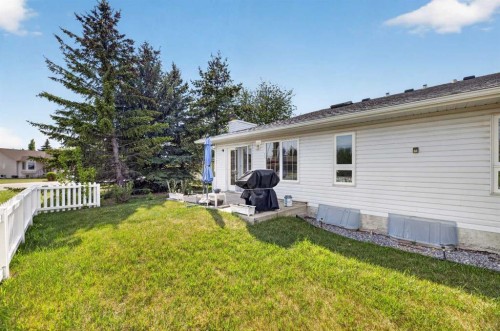5611 Sunrise Crescent, Olds, AB - Outdoor
