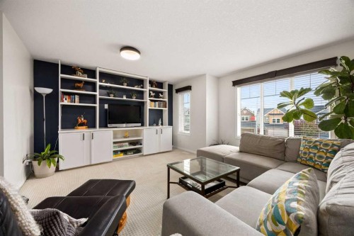 77 Cougar Ridge Cove Sw, Calgary, AB 