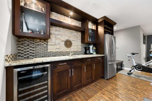77 Cougar Ridge Cove Sw, Calgary, AB 