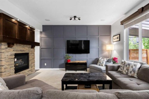 77 Cougar Ridge Cove Sw, Calgary, AB 