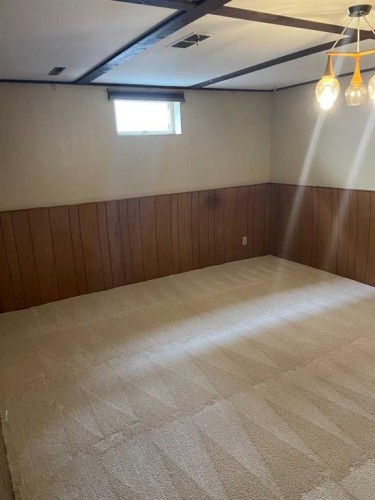 2015 Milne Drive Ne, Calgary, AB - Indoor