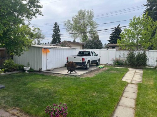 2015 Milne Drive Ne, Calgary, AB - Outdoor