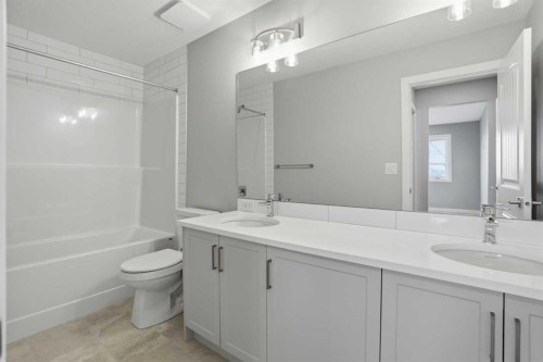 311 Dawson Dock Way, Chestermere, AB - Indoor Photo Showing Bathroom