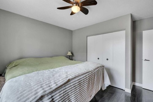 249 Acadia Drive Se, Calgary, AB - Indoor Photo Showing Bedroom