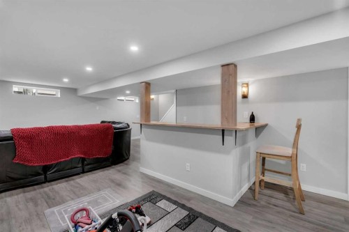 249 Acadia Drive Se, Calgary, AB - Indoor