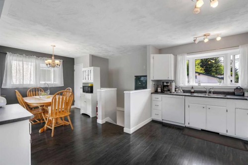 249 Acadia Drive Se, Calgary, AB - Indoor