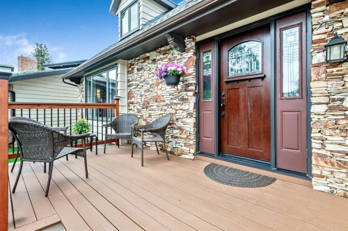 39 Canova Close Sw, Calgary, AB - Outdoor With Deck Patio Veranda With Exterior