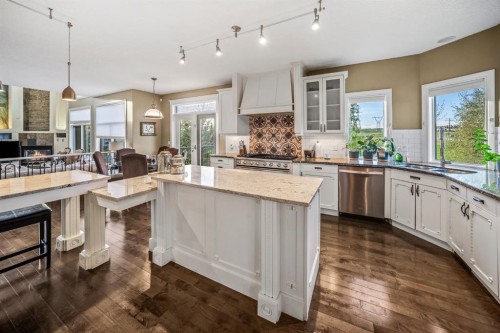 40 Blueridge Bay, Rural Rocky View County, AB - Indoor Photo Showing Kitchen With Stainless Steel Kitchen With Upgraded Kitchen