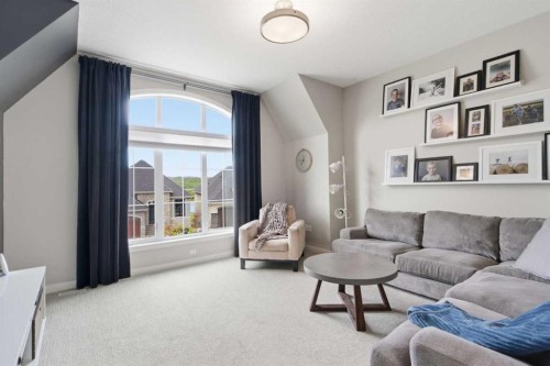 134 Cranbrook Circle Se, Calgary, AB - Indoor Photo Showing Living Room
