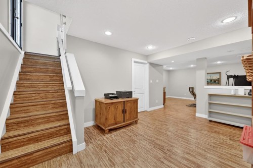 5120 Dalham Crescent Nw, Calgary, AB 