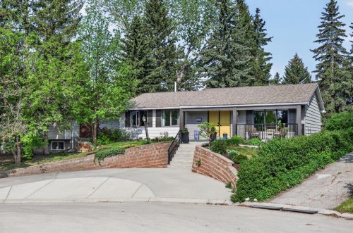 5120 Dalham Crescent Nw, Calgary, AB 