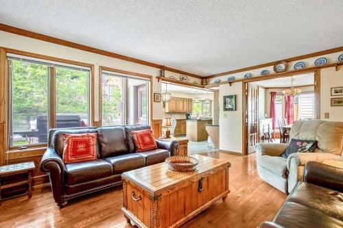 133 Signal Hill Circle Sw, Calgary, AB 