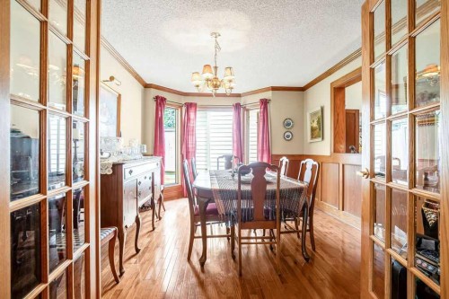 133 Signal Hill Circle Sw, Calgary, AB 