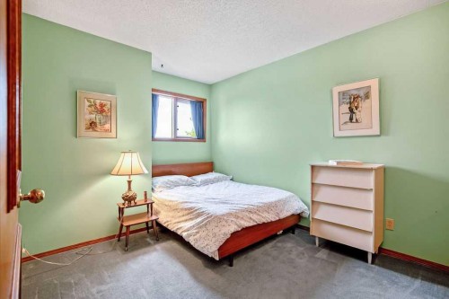 133 Signal Hill Circle Sw, Calgary, AB 