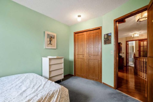 133 Signal Hill Circle Sw, Calgary, AB 