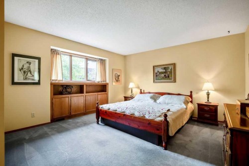 133 Signal Hill Circle Sw, Calgary, AB 