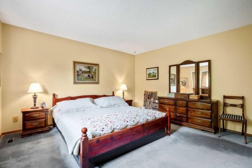 133 Signal Hill Circle Sw, Calgary, AB 