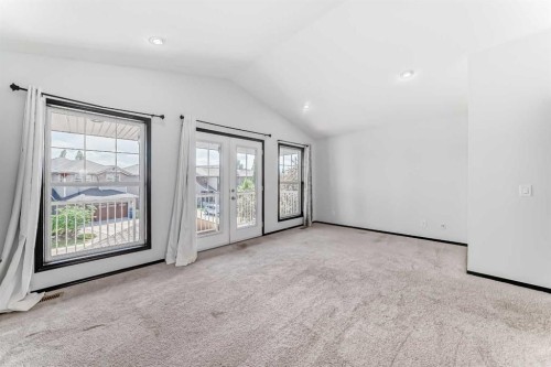 114 Autumn Circle Se, Calgary, AB - Indoor Photo Showing Other Room