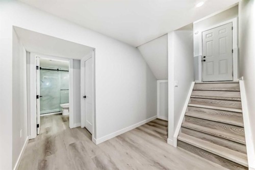 114 Autumn Circle Se, Calgary, AB - Indoor Photo Showing Other Room