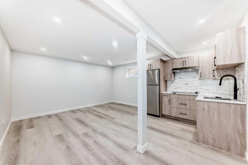 114 Autumn Circle Se, Calgary, AB - Indoor Photo Showing Other Room