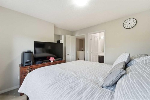 131 Copperpond Row Se, Calgary, AB 