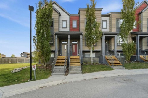 131 Copperpond Row Se, Calgary, AB 