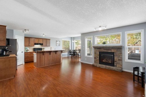 1876 New Brighton Drive Se, Calgary, AB 
