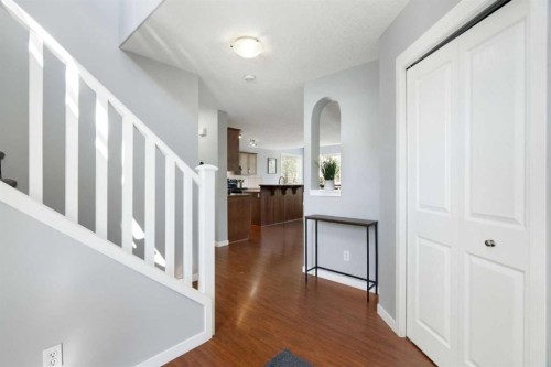 1876 New Brighton Drive Se, Calgary, AB 