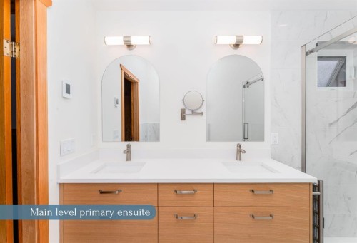 132 Settler Way, Canmore, AB - Indoor Photo Showing Bathroom
