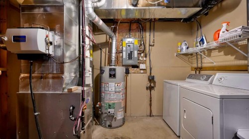 20 Tuscany Valley Park Nw, Calgary, AB - Indoor Photo Showing Basement