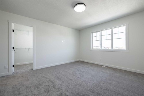 145 Sora Gardens Se, Calgary, AB 