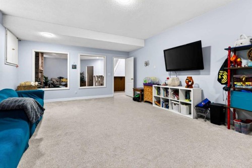 876 Shawnee Drive Sw, Calgary, AB - Indoor