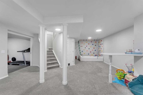 46 Wilson Road Ne, Langdon, AB - Indoor