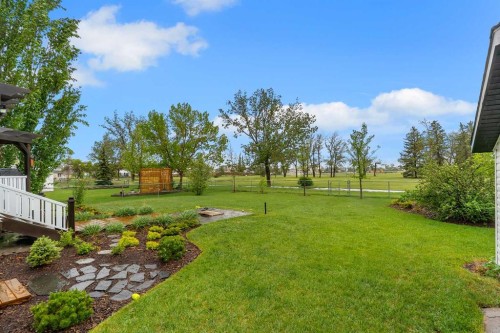 46 Wilson Road Ne, Langdon, AB - Outdoor