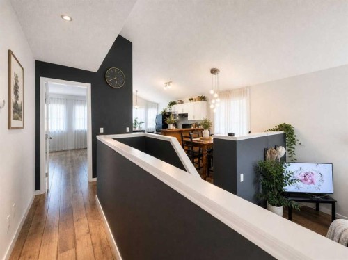 129 Cimarron Grove Circle, Okotoks, AB - Indoor