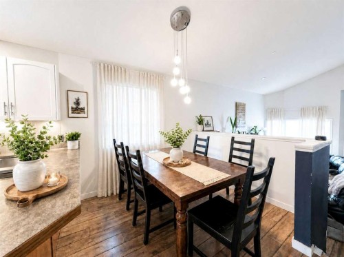 129 Cimarron Grove Circle, Okotoks, AB - Indoor Photo Showing Dining Room