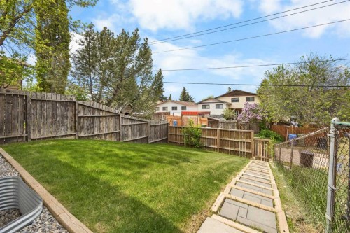 35 Bermuda Drive Nw, Calgary, AB - Outdoor With Backyard