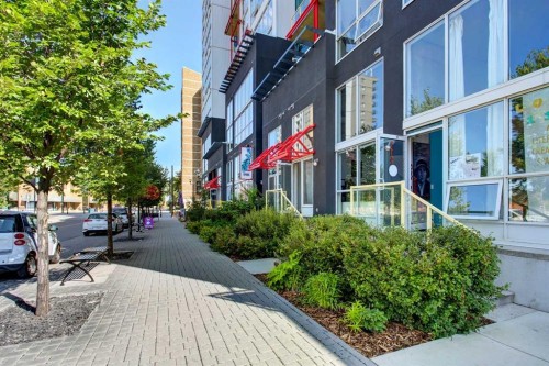 511-535 8 Avenue Se, Calgary, AB - Outdoor