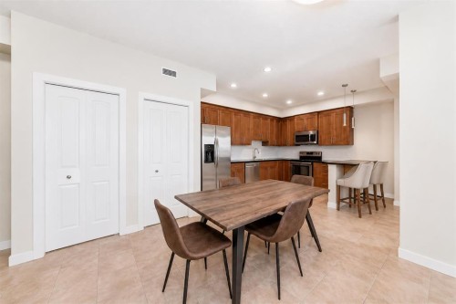210-1005A Westmount Drive, Strathmore, AB - Indoor